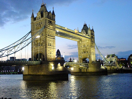 The London Bridge, England