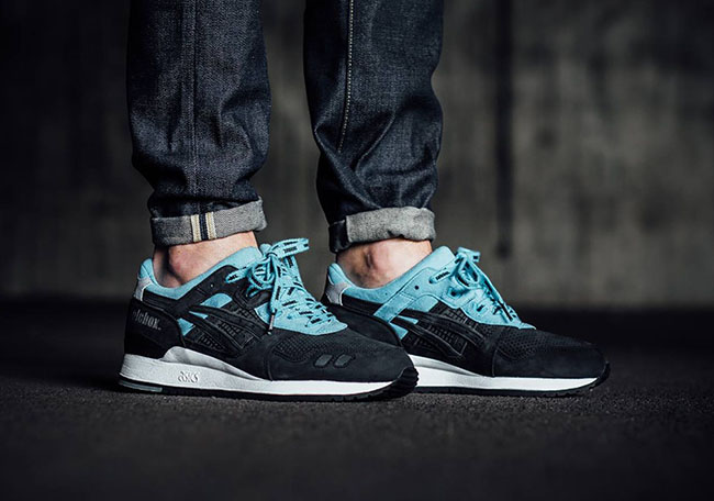 On-Feet Look at the 'Blue Carpenter Bee' 3