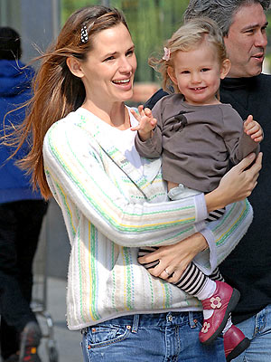 jennifer garner kids pictures: Jennifer Garner and Ben