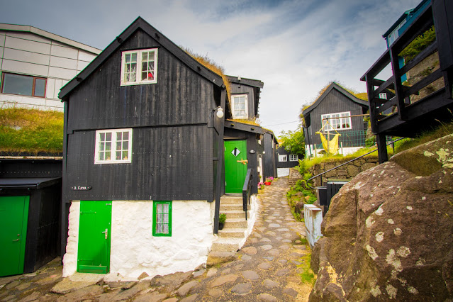 Undir Ryggi-Tórshavn