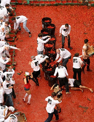 MTV-Tomato-Fight (5)