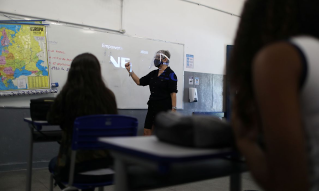 Educação