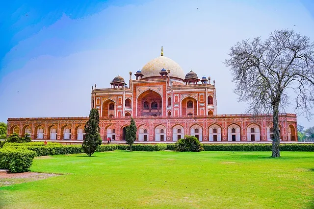 Humayun-Tomb-Delhi-Best-India-Tour-Itineraries