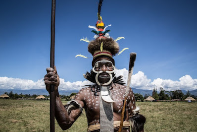 Suku Asmat merupakan suku di Papua