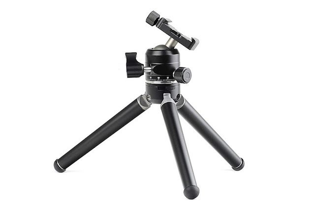 Sunwayfoto XB-28 Low Profile Ball Head on Sunwayfoto T1A20D Alu Tripod