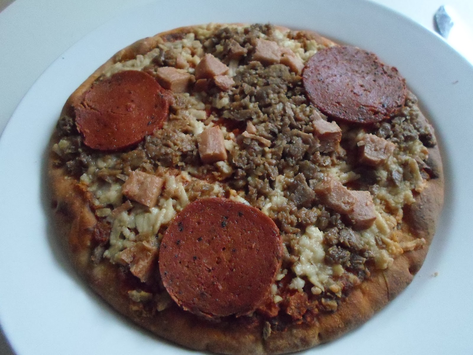 Redwood's Meatless Feast Pizza