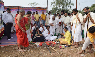 श्री आदिवीर जैन पाठषाला स्कूल भवन हेतु भूमि पूजन किया गया