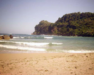 Wisata Pantai Pangi Blitar