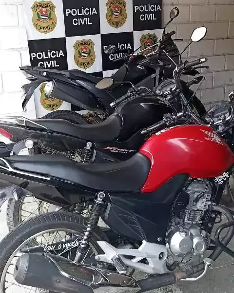 Polícia Civil apreende diversas motocicletas na Noite de Natal