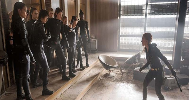 Black Widow thuộc nhóm các phim vẫn ra mắt trong năm 2020.