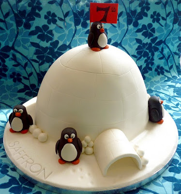 penguin igloo wedding cakes