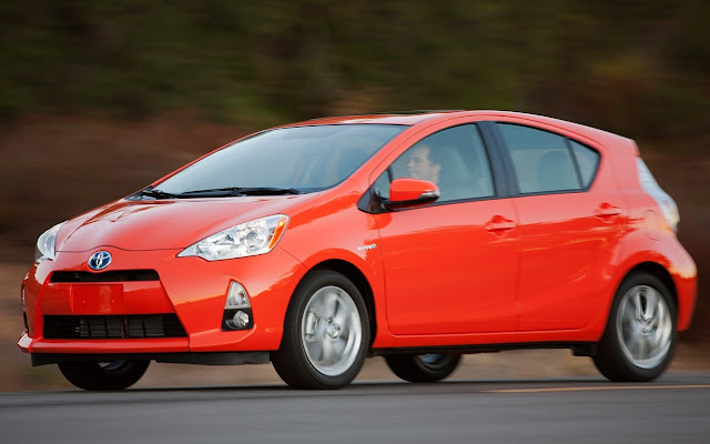 toyota prius c