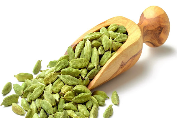 Health Benefits of cardamom