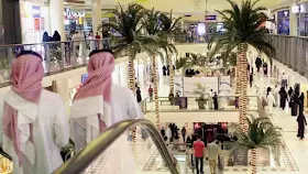 Saudi Arabia closes Shopping Malls, Parks, Restaurants except Super Markets, Pharmacies