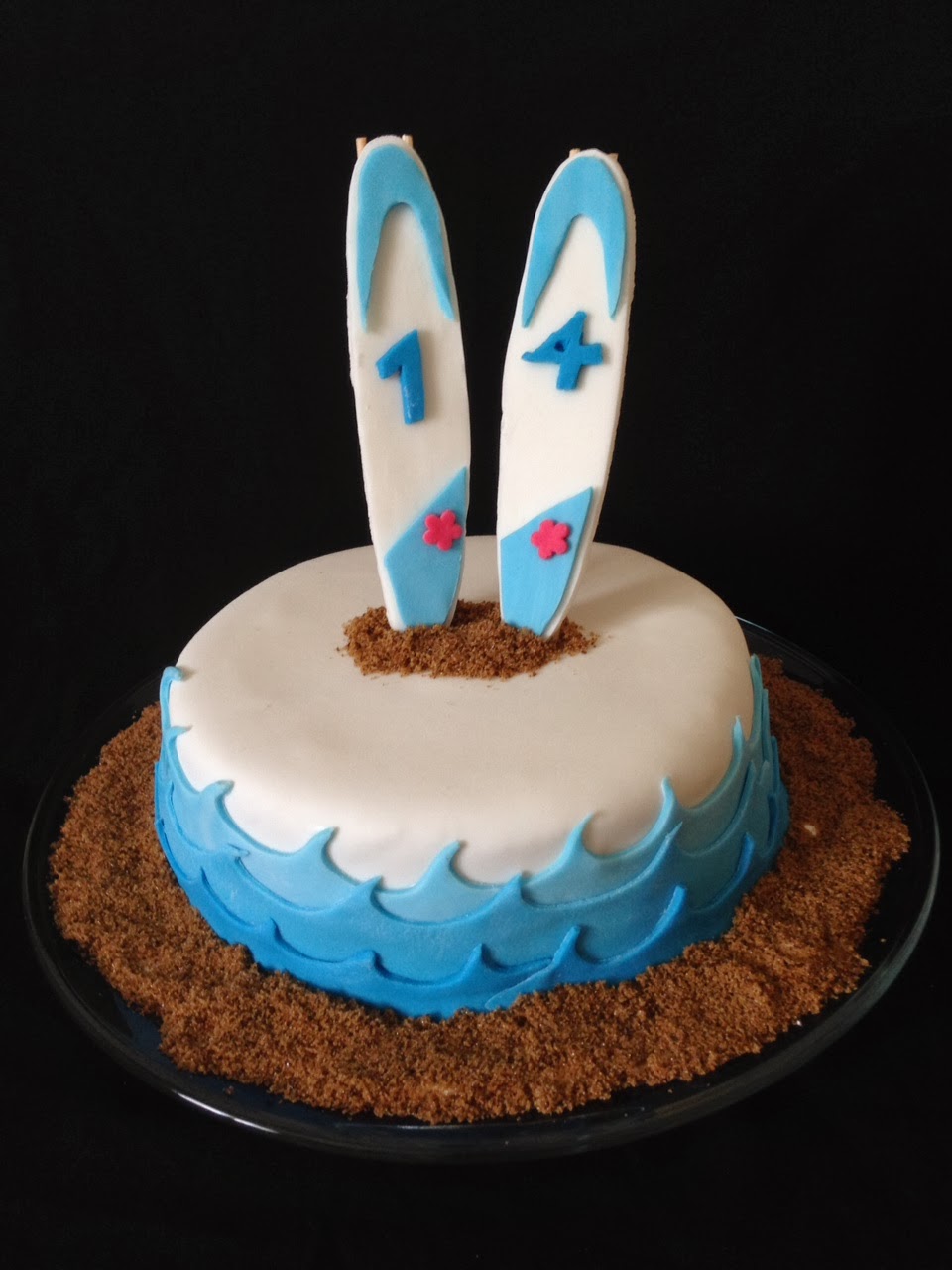 Les Lubies De La Marmotte Gateau D Anniversaire Pour Une Surfeuse