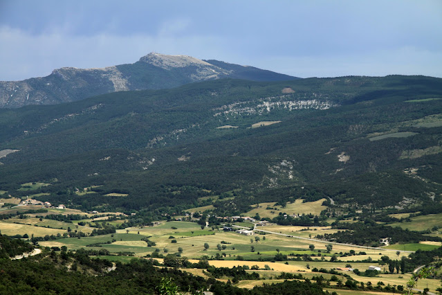 col des Tourettes vue sur le ventoux