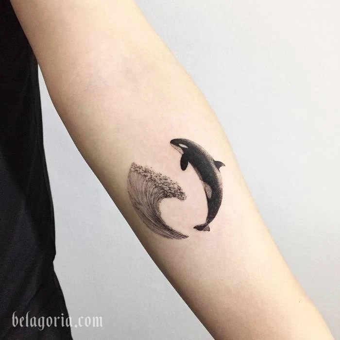 tatuaje de orca la ballena asesina