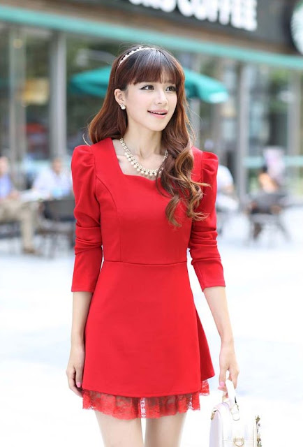 mini dress untuk wanita karir