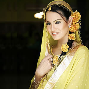 Indian Bridal Wedding Dress of Today-1
