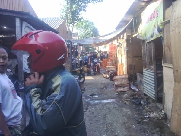 jalan di Rumah pemotongan ayam jadi sempit saat renovasi