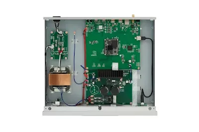 Interior do Luxman NT-07