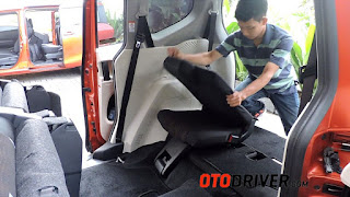 Perbandingan toyota sienta dengan honda freed mana yg lebih unggul ?