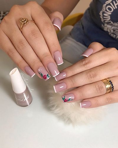 unhas decoradas com esmalte nude 9