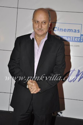 Bollywood Celebrities @ Mausam Movie Premiere