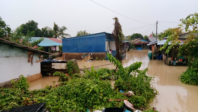 43 Unit Rumah di Kampung  Bunguran Tergenang Banjir Hingga Seleher Orang dewasa