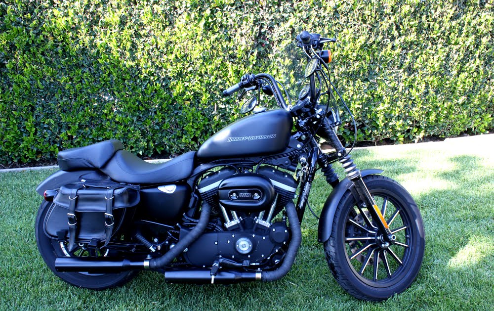 Harley-Davidson Iron 883 with Ape Hangers