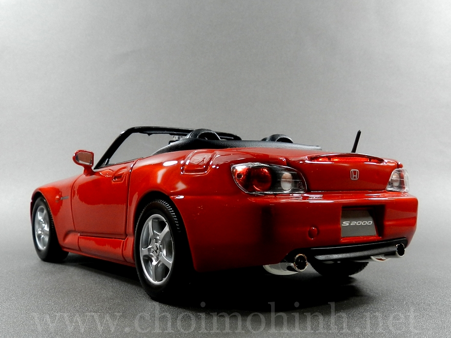 Honda S2000 1:18 Maisto back