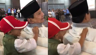 Prabowo Dapat Pijatan Dari Bocah Tidak Dikenal Usai Pidato