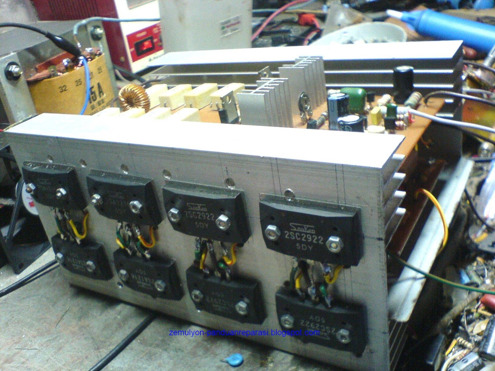 Modifikasi Power Amplifier 400 Watt Sanken