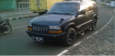 Memandang mobil Blazer dulu dan sekarang. Antara mimpi dan harapan sebagai pengguna Blazer.