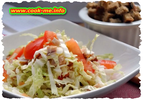 Cabbage salad with tomatoes and mayonnaise