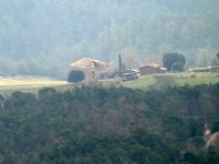 El Vilar del Bosc des de les cingleres del Turó de l'Enclusa