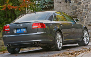 2008 Audi S8 