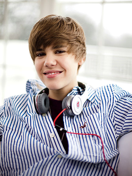 justin bieber 2011 photoshoot march. justin bieber 2011 photoshoot