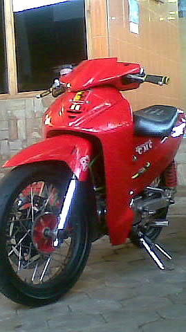 B4li custom Motodify: Modifikasi Honda Karisma 2005