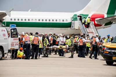 Israel simula acidente de avião no aeroporto Ben Gurion para treinamento de salvamento