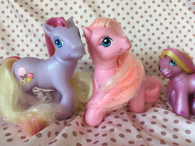 Três My Little Pony G3 juntas