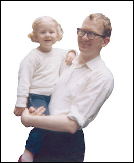 O autor Norman Bridwell e sua filha Elizabeth.
