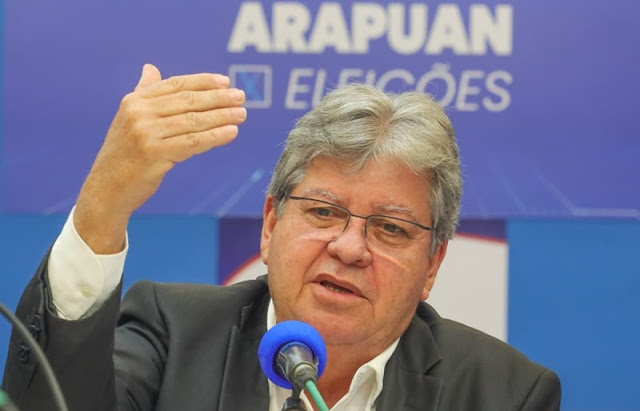 Na Arapuan, João destaca índices da educação, obras em JP e redução de impostos na PB na sua gestão