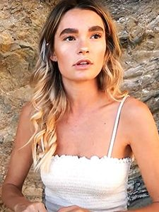 Casey Goode Baby Husband Health Age Wiki Bio Condition Family