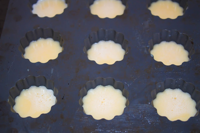 Une recette de mini-cannelés très simple pour se régaler ! :)