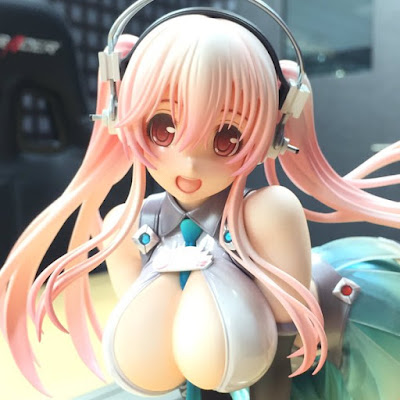 Super Sonico Racing Ver. della Max Factory