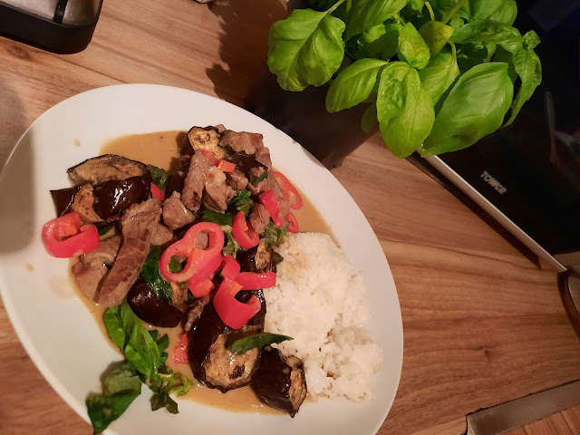 Thai Beef with aubergines and basil