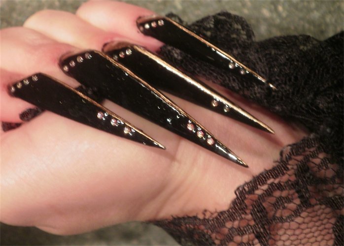 Nail art: Long nails designs