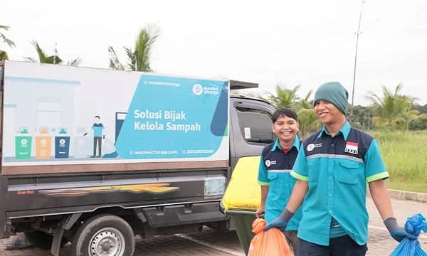 mitra pengelolaan sampah