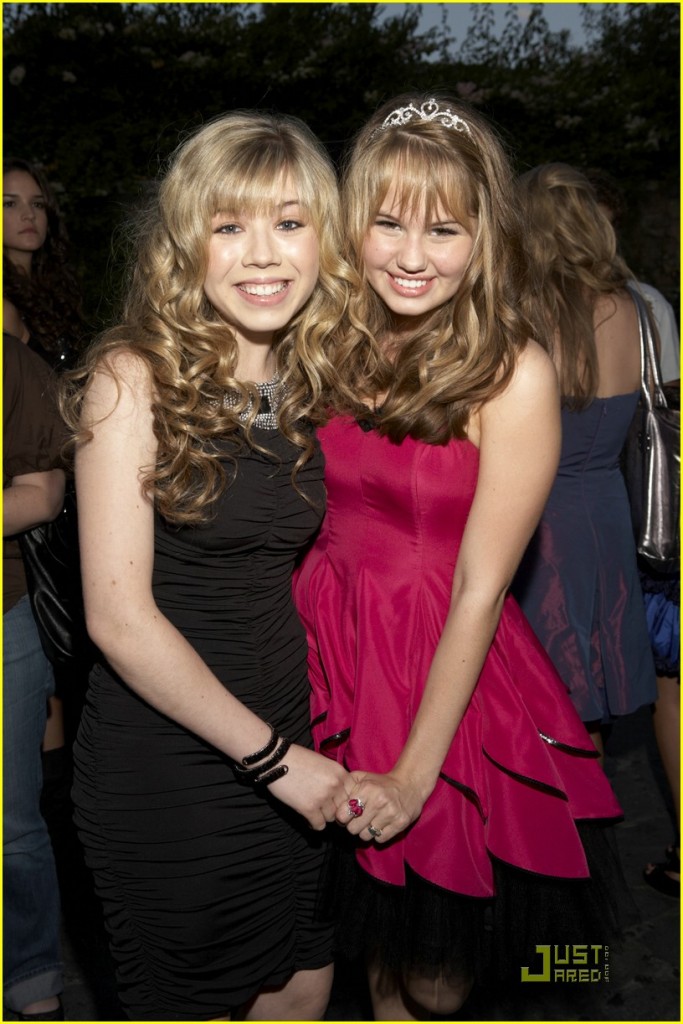 se parecen debbie ryan y jannette mccurdy crees que estas dos chicas tengan